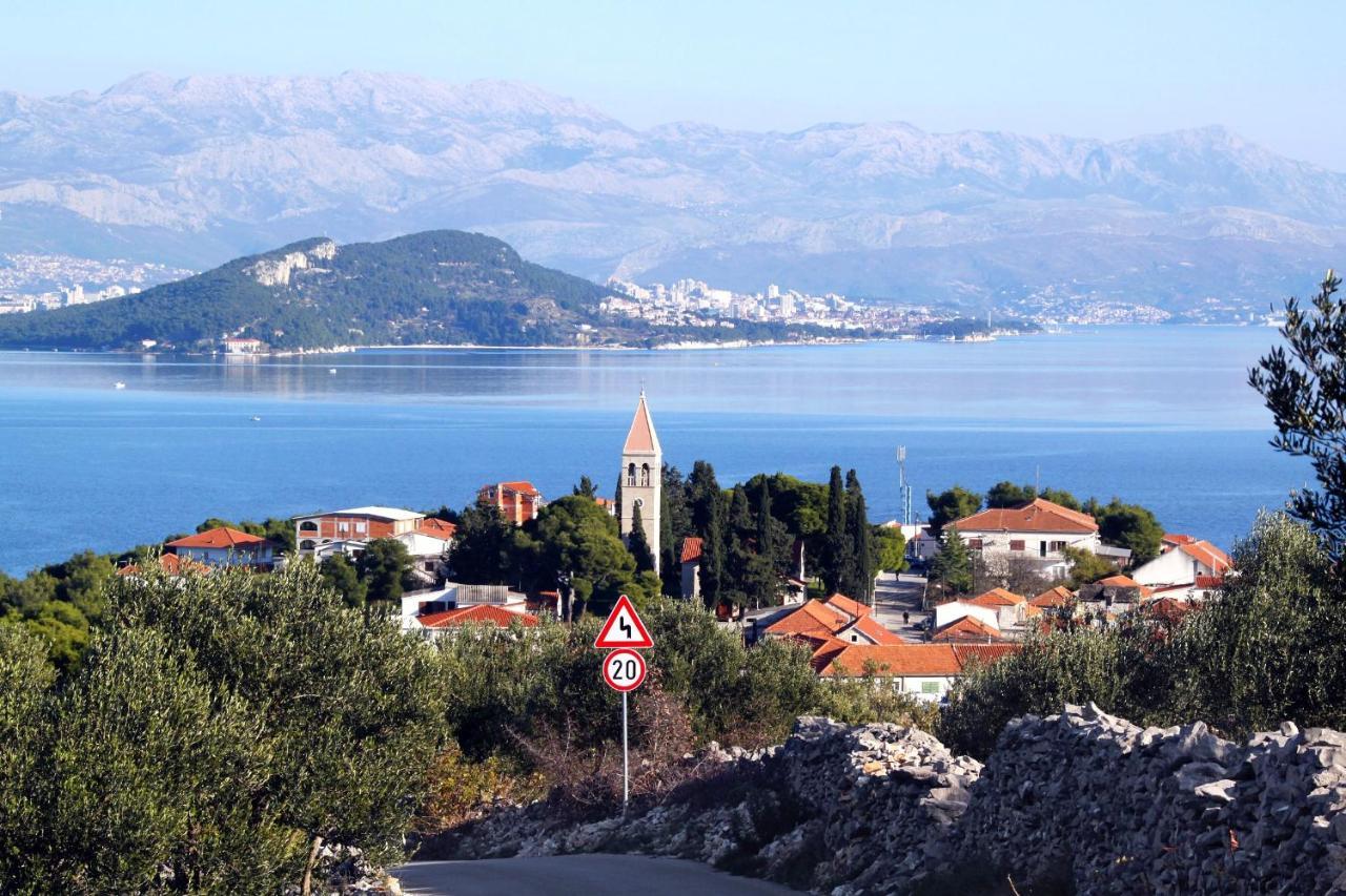 Apartments By The Sea Slatine, Ciovo - 15504 Экстерьер фото