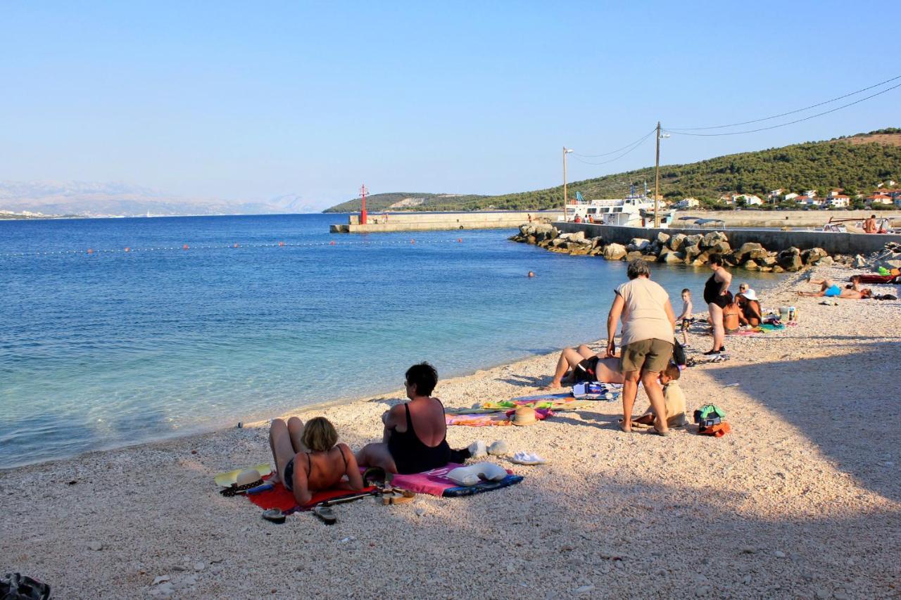 Apartments By The Sea Slatine, Ciovo - 15504 Экстерьер фото