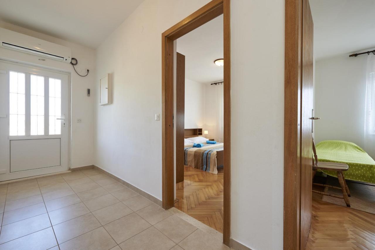 Apartments By The Sea Slatine, Ciovo - 15504 Экстерьер фото