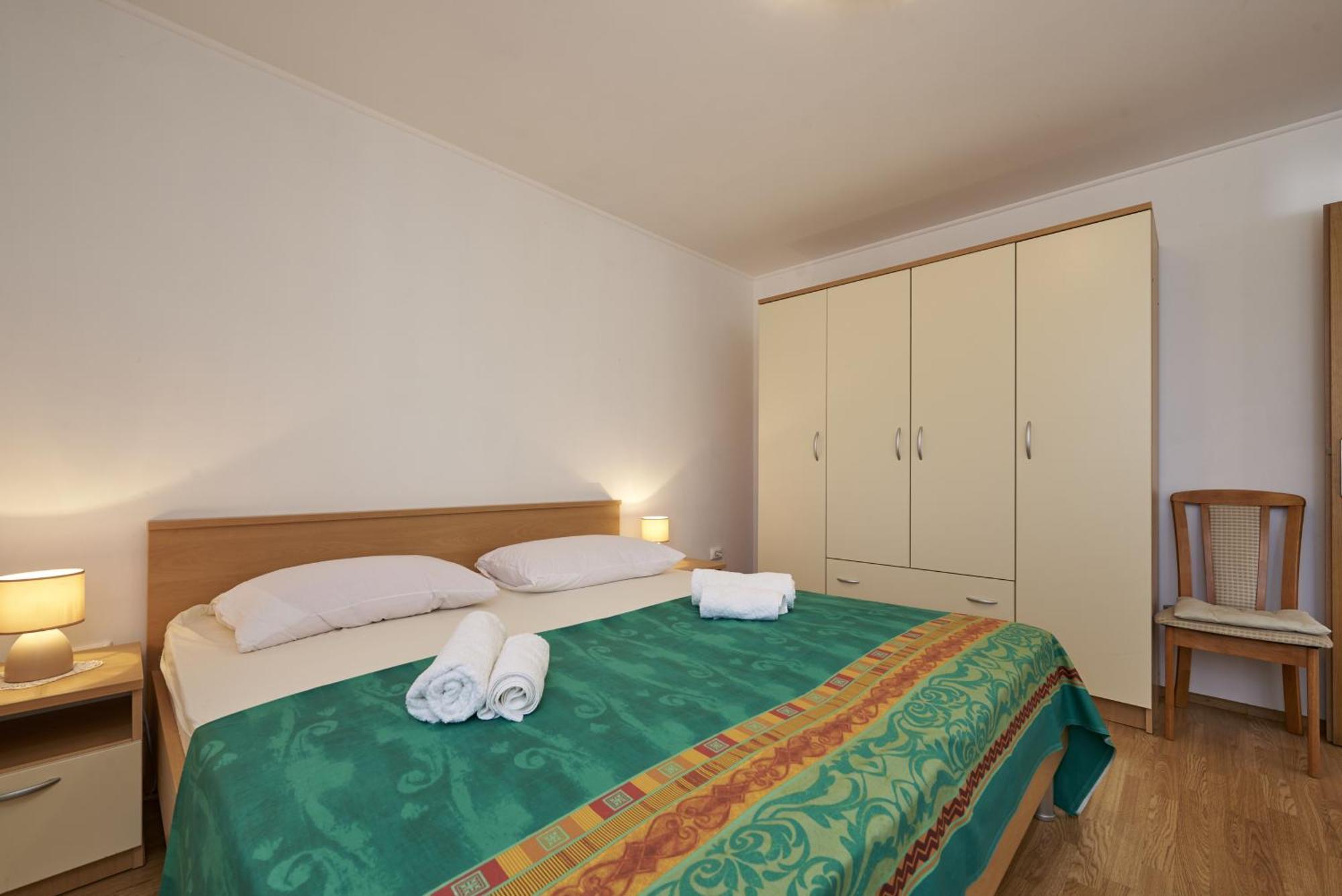 Apartments By The Sea Slatine, Ciovo - 15504 Номер фото